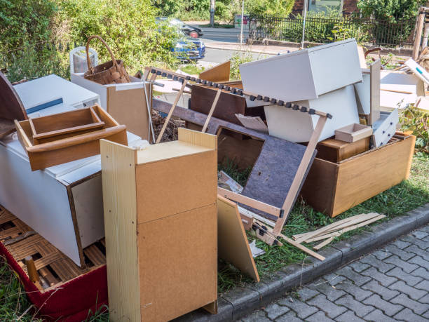 Best Commercial Cleanout Services  in Athens, IL